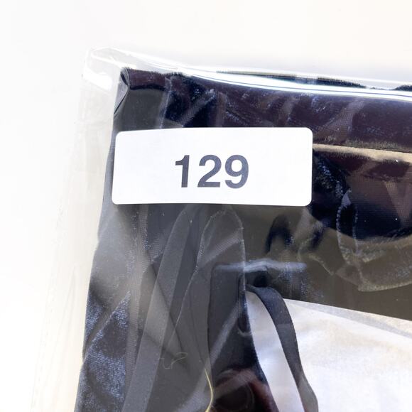 Ann Taylor Size M Diamond Argyle Pattern Velvet Drapey Cami Tank Top Black - Picture 9 of 9